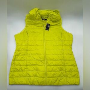 Torrid Light Packable Puffer Vest in Slepher Spring Size 2 NWT